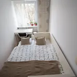 Modern 2Br Apartment Near Nivy Station & Downtown With Balcony & Fast Wifi