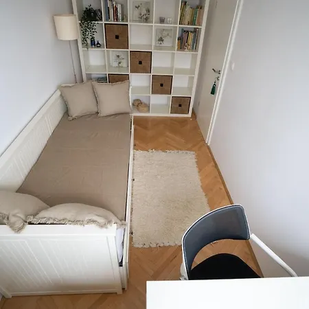 アパート Spacious 2br - Nivy Mall - Fast Wifi - Balcony With View - Flex Check-in