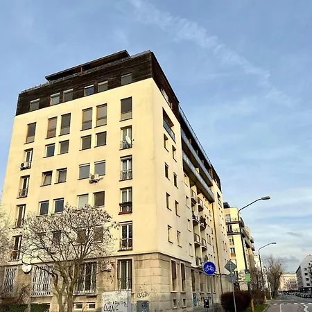 Appartement Spacious 2br - Nivy Mall - Fast Wifi - Balcony With View - Flex Check-in *