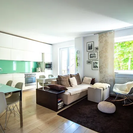 Modern 2Br Apartment Near Nivy Station & Downtown With Balcony & Fast Wifi Apartment *