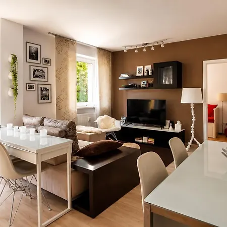 Apartment Bright 2br Business & - Nivy - Balcony - Fast Wifi Bratislava