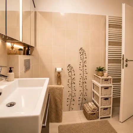Bright 2br Business & - Nivy - Balcony - Fast Wifi Bratislava