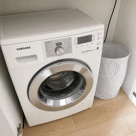 Apartment Bright 2br Business & - Nivy - Balcony - Fast Wifi Bratislava