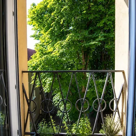 Bright 2br Business & - Nivy - Balcony - Fast Wifi * Bratislava