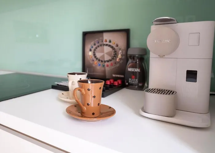 Spacious 2br - Nivy Mall - Fast Wifi - Balcony With View - Flex Check-in